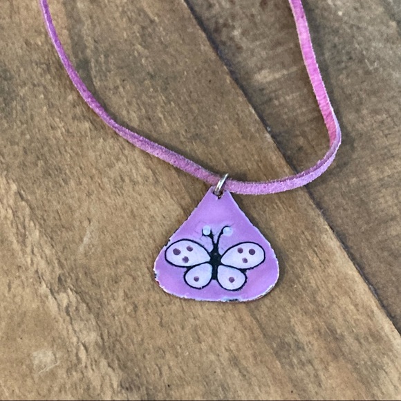 Set of Three Necklaces Girls Butterfly Enamel Seashell Purple & Pink - Picture 4 of 6